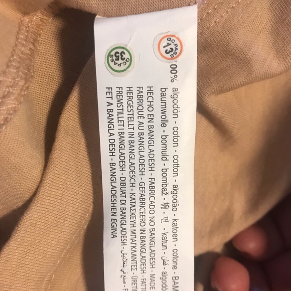 ๐ป Zara Basic V-Neck T- shirt short sleeves size (s) ๐ป๐ - Picture 5 of 6